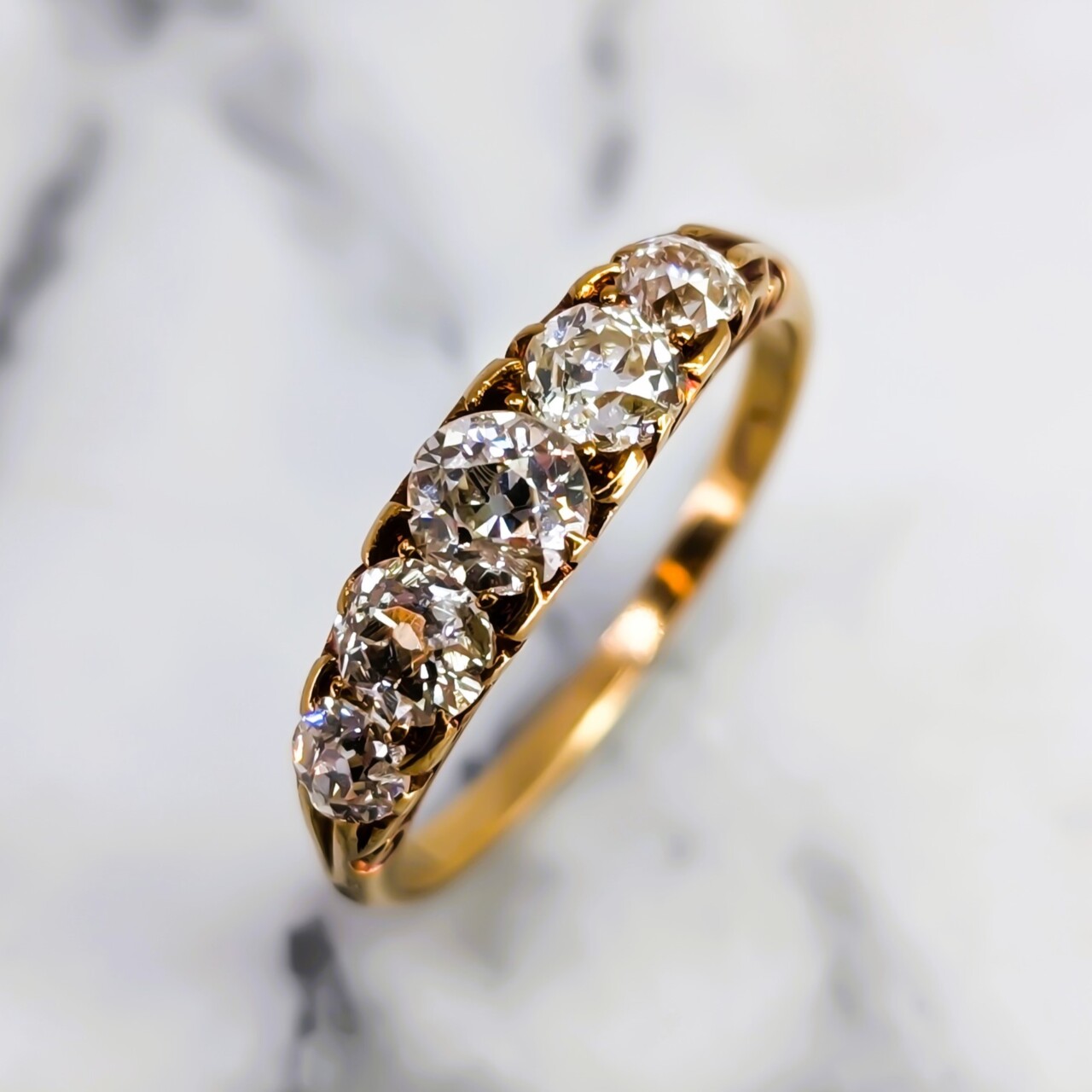 18ct Yellow Gold 1.25ct TW Old Euro Diamond London Bridge Ring Val $5299 Size O #68342 18ct Yellow Gold 1.25ct TW Old Euro Diamond London Bridge Ring Val $5299 Size O #68342
