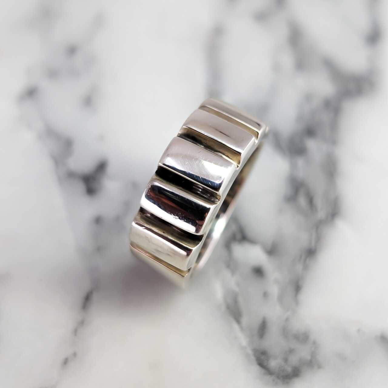 Sterling Silver Band – Ring Size M #67484