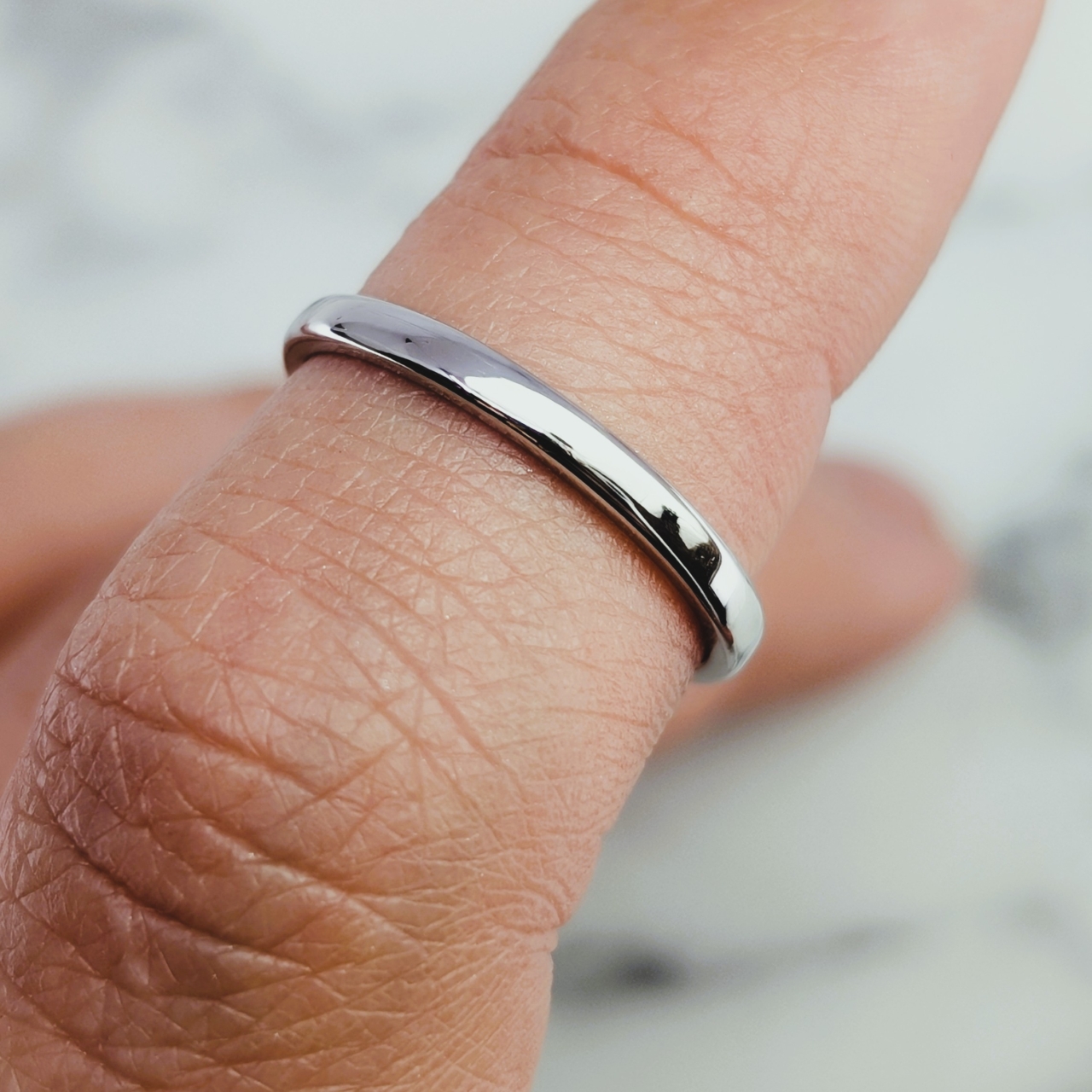 10ct White Gold Wedding Band - Michael Hill - Size M1/2 #68245 10ct White Gold Wedding Band - Michael Hill - Size M1/2 #68245 - Image 2