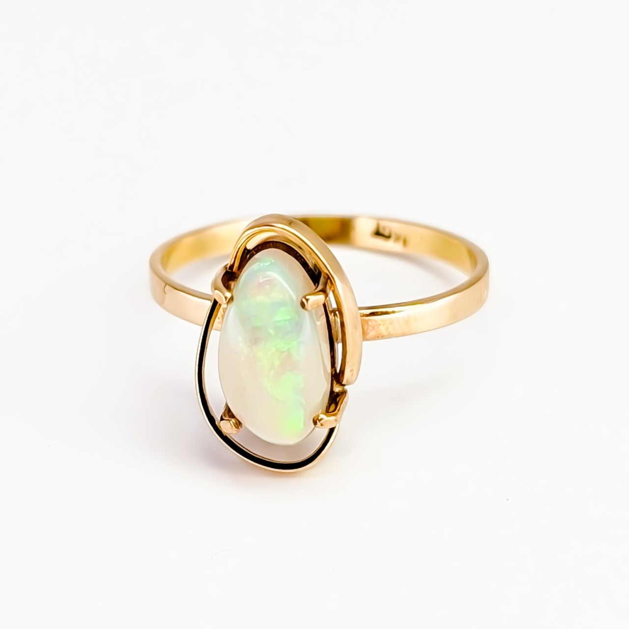Pear Cut Natural Opal Ring - 14ct Yellow Gold - Size M #68096 Pear Cut Natural Opal Ring - 14ct Yellow Gold - Size M #68096
