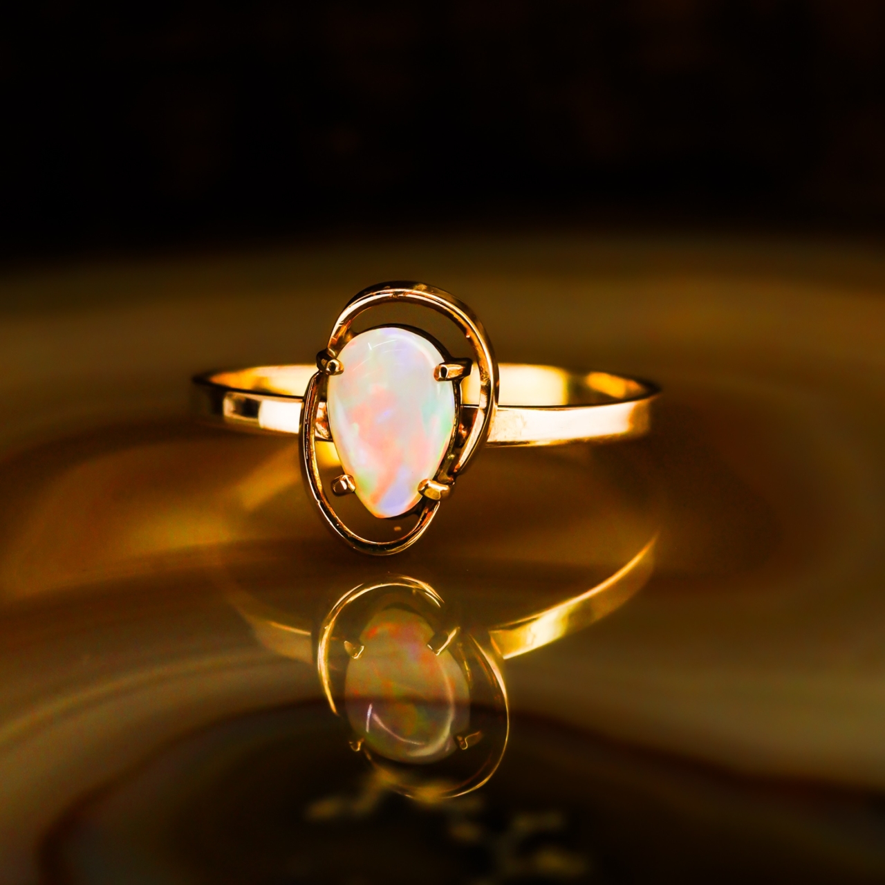 Pear Cut Natural Opal Ring - 14ct Yellow Gold - Size M #68096 Pear Cut Natural Opal Ring - 14ct Yellow Gold - Size M #68096 - Image 3