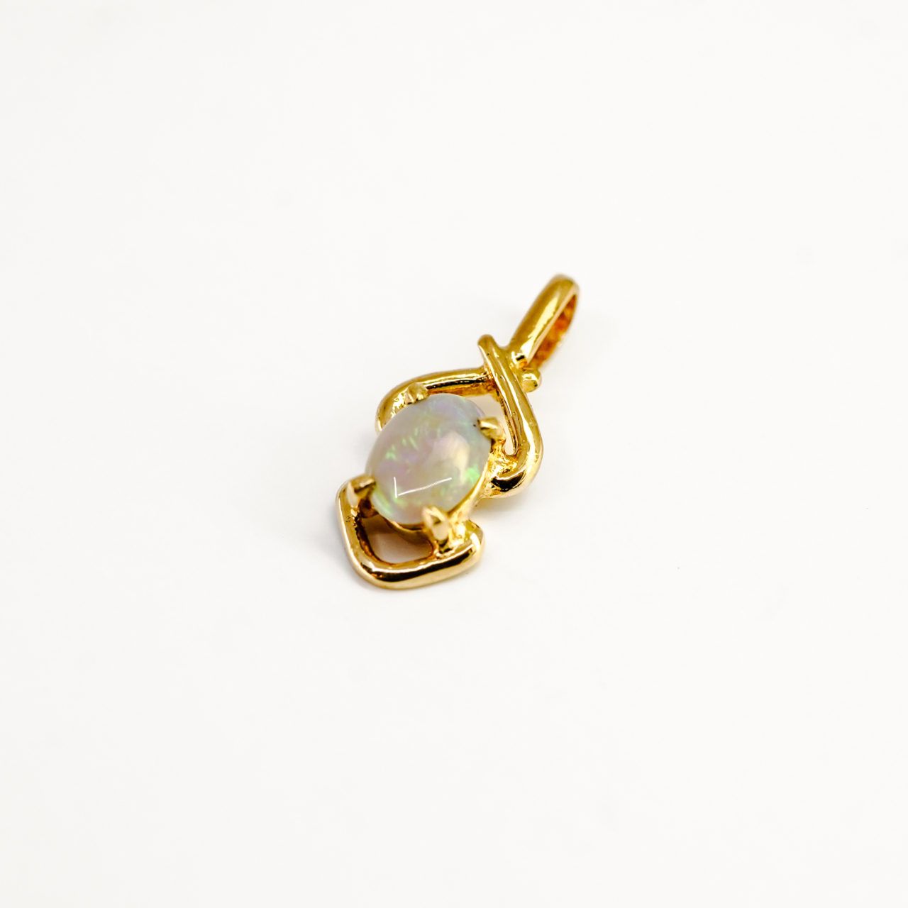 Small 18ct Yellow Gold Natural Opal Pendant - 17mm #68117 Small 18ct Yellow Gold Natural Opal Pendant - 17mm #68117 - Image 2