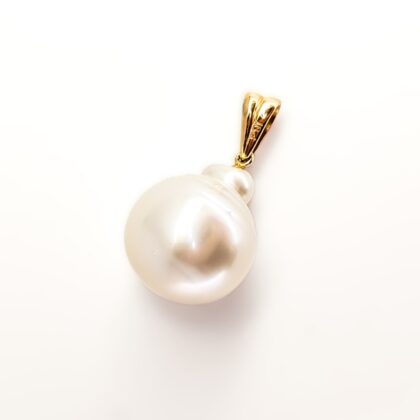 South Sea Pearl Drop Pendant – 18ct Yellow Gold - Val $3,615 #68627