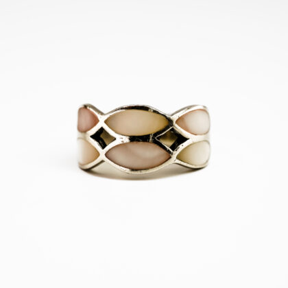 Sterling Silver Mother of Pearl Ring – Size P #68196