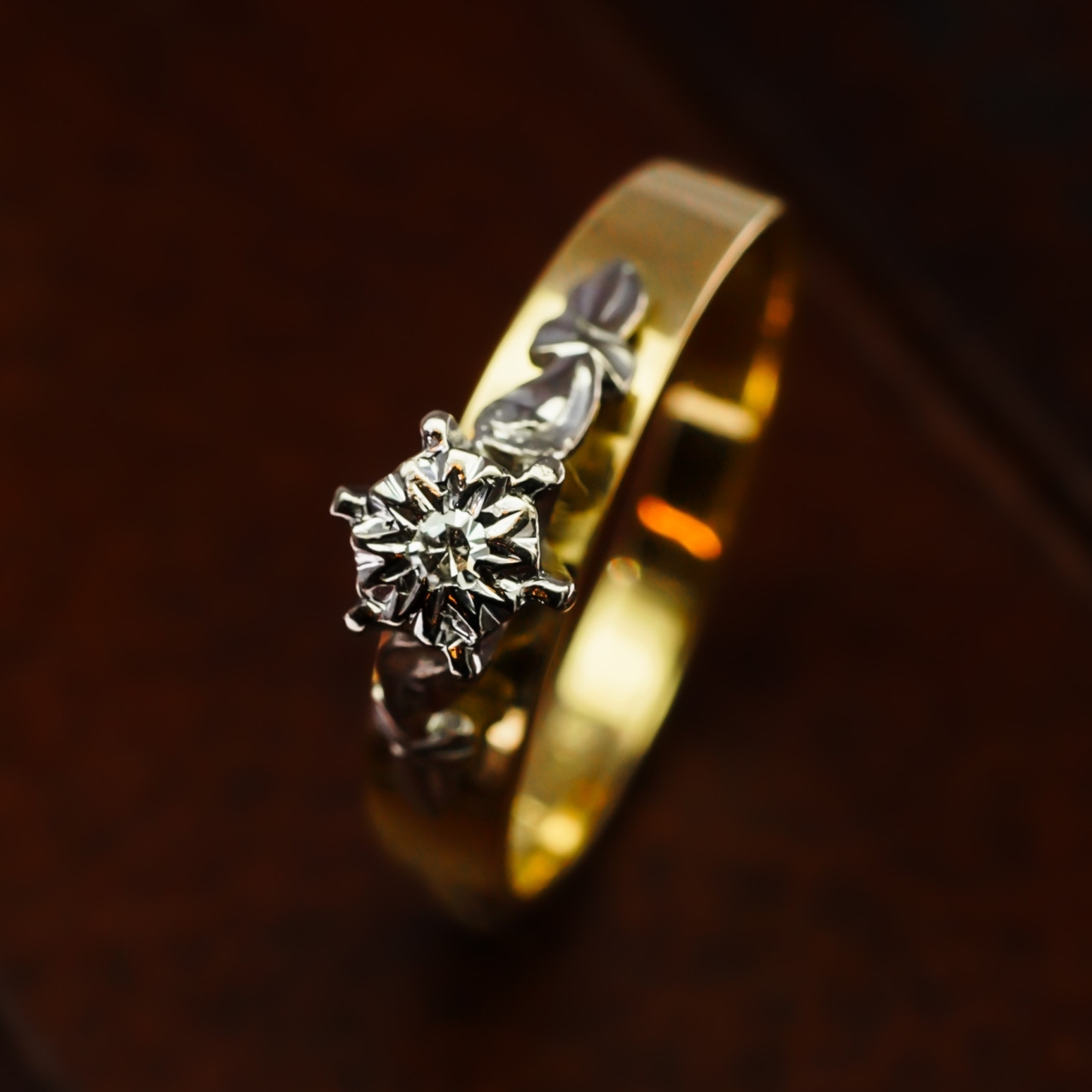 Vintage Solitaire Diamond Ring - 18ct Yellow Gold - Size N 1/2 #7892 Vintage Solitaire Diamond Ring - 18ct Yellow Gold - Size N 1/2 #7892 - Image 2