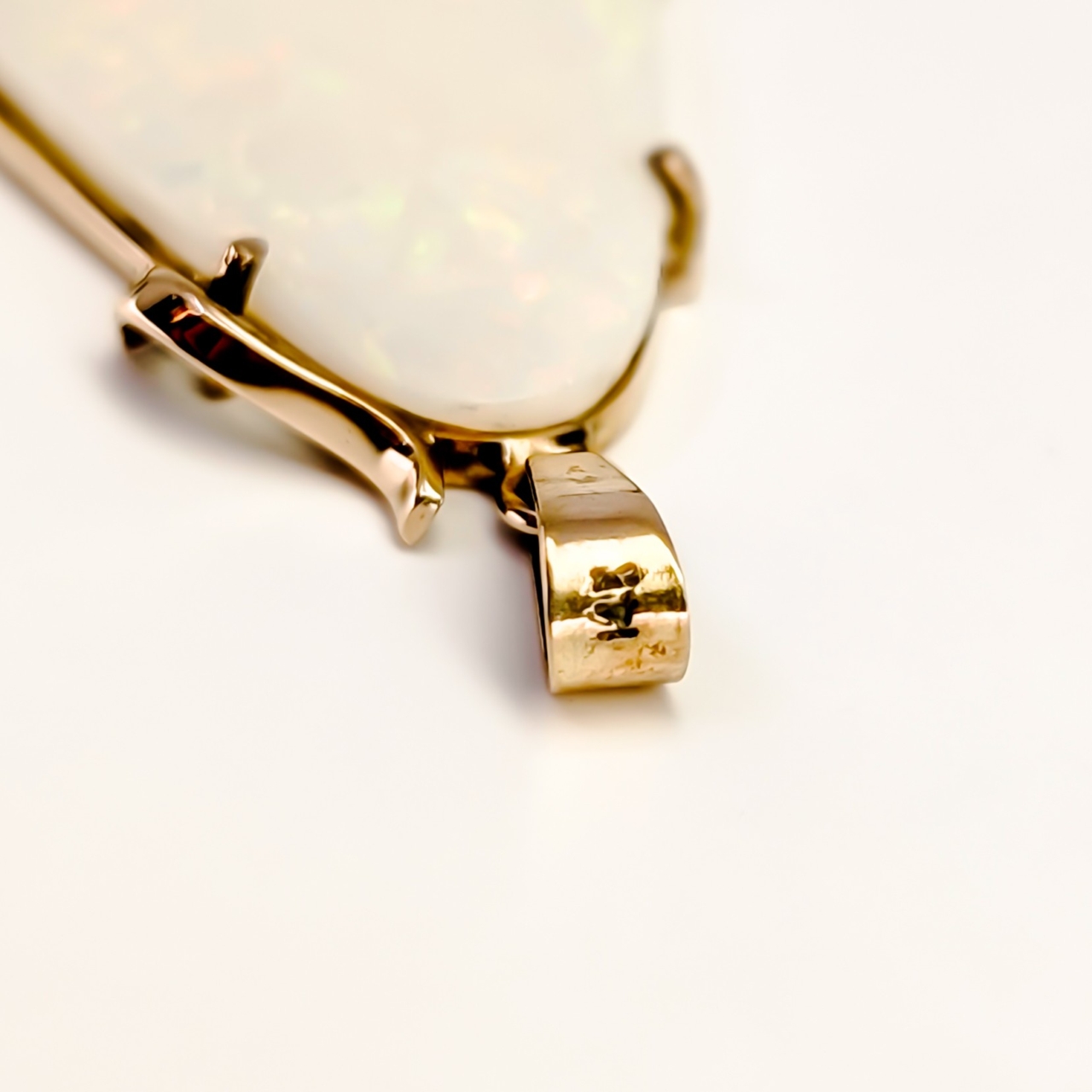 14ct Yellow Gold Solid Opal Pendant #67992 14ct Yellow Gold Solid Opal Pendant #67992 - Image 8