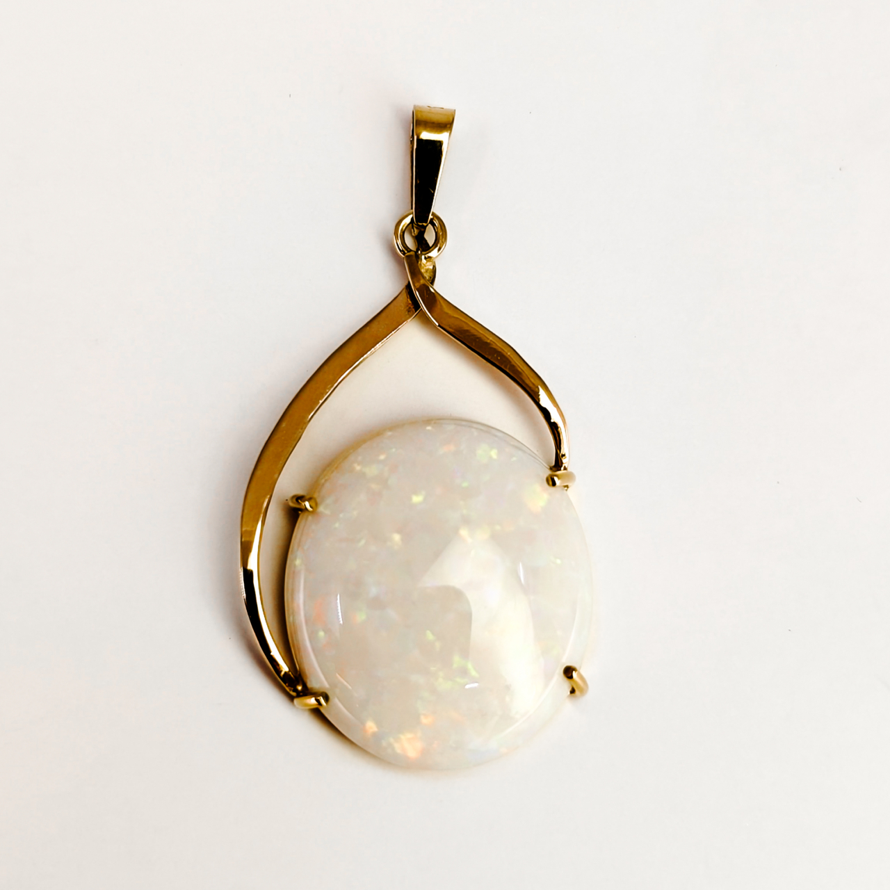 14ct Yellow Gold Solid White Opal Pendant #68009 14ct Yellow Gold Solid White Opal Pendant #68009 - Image 3