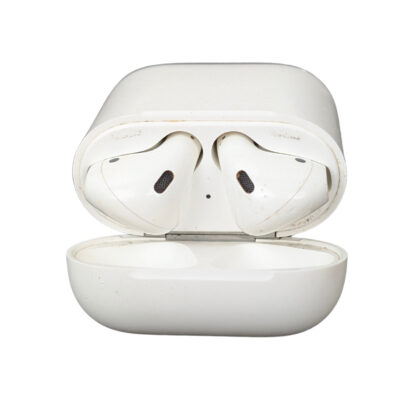 Apple Airpods 2nd Generation with 1st Gen Case #68377