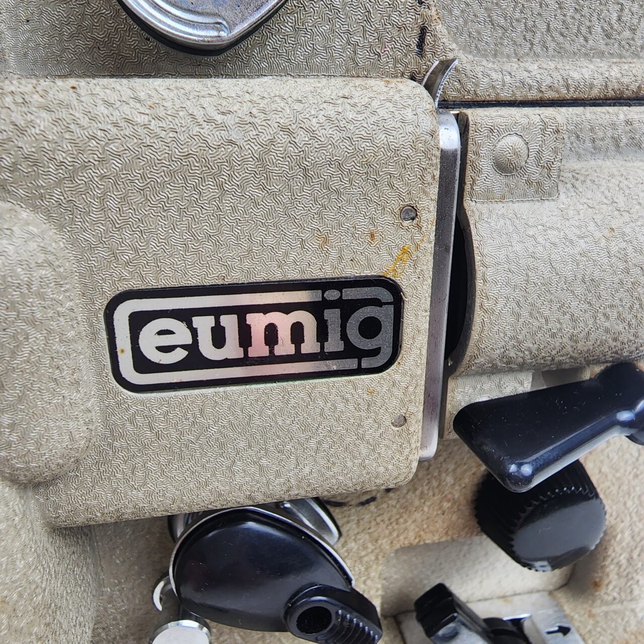 Eumig Wien P8 M Vintage 8mm Film Projector with Box & Accessories #61939 Eumig Wien P8 M Vintage 8mm Film Projector with Box & Accessories #61939 - Image 2