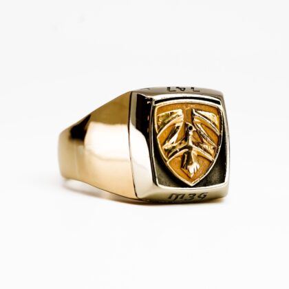 Heavy Solid 9ct Yellow Gold Military Style Signet Ring – Size Z+6 #67853