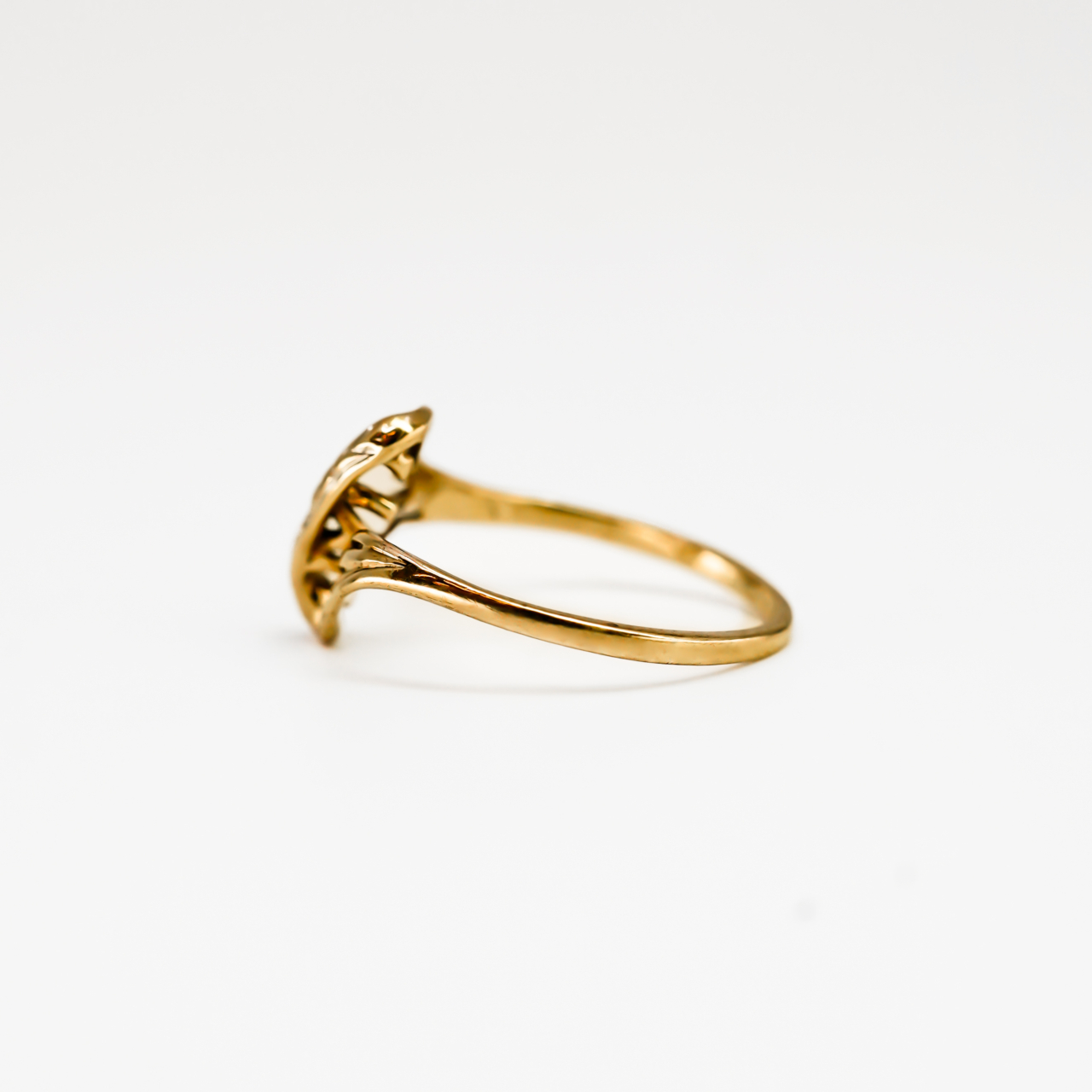 9ct Yellow Gold Ring - Size F - Swirling Design #68695 9ct Yellow Gold Ring - Size F - Swirling Design #68695 - Image 7