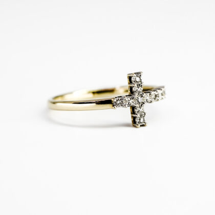 9ct Yellow Gold Diamond Cross Ring – Size O #68832