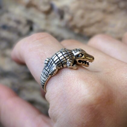 Monty's Sterling Silver Crocodile Shaped Ring – Size Q – New Old Stock #68034-1