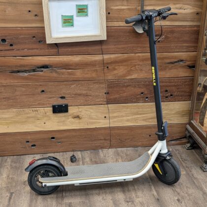 Benelle C40 Electric Scooter #67843