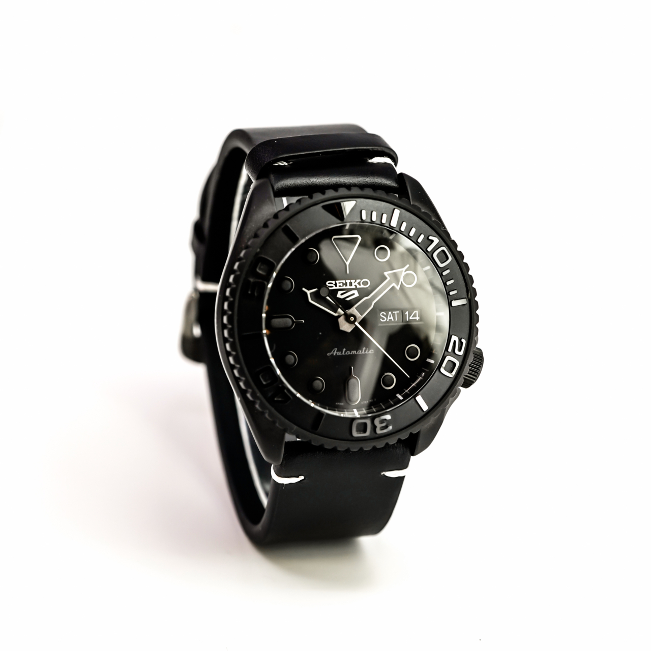 Seiko 5 Sports SRPD79K1 Blackout Automatic 42mm – 4R36 – Leather Band – Men’s Watch #68819 Seiko 5 Sports SRPD79K1 Blackout Automatic 42mm – 4R36 – Leather Band – Men’s Watch #68819 - Image 5