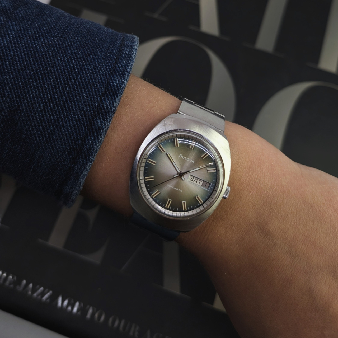 Vintage Bulova Automatic Watch Ref. 3-428130 Green Dial 36mm #68736 Vintage Bulova Automatic Watch Ref. 3-428130 Green Dial 36mm #68736 - Image 2