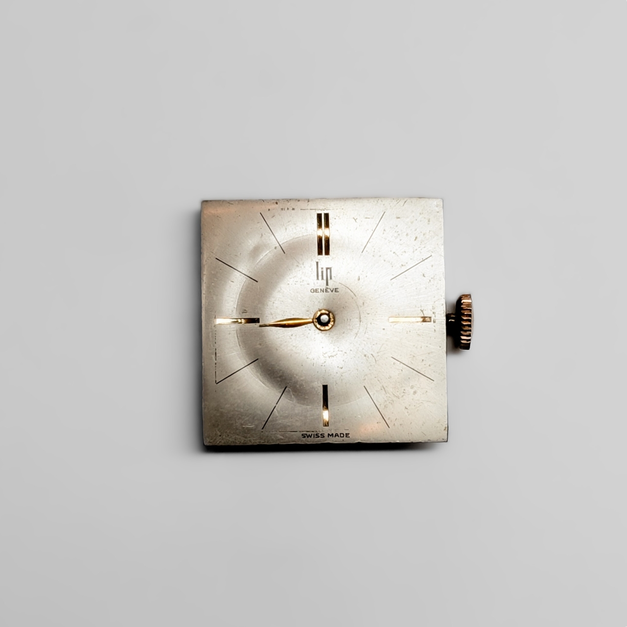 Vintage LIP 440 XA Watch Movement and Dial – Parts #0895-7 Vintage LIP 440 XA Watch Movement and Dial – Parts #0895-7