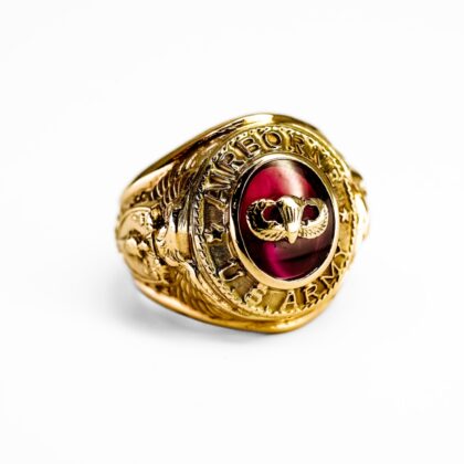 10ct US Army Airborne Yellow Gold Signet Ring Size T #69347