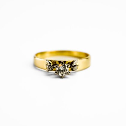 18ct Yellow Gold Diamond Ring Size N #69273