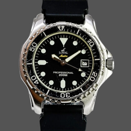 Loyal 20J100 Scuba Quartz Watch 31mm #68934