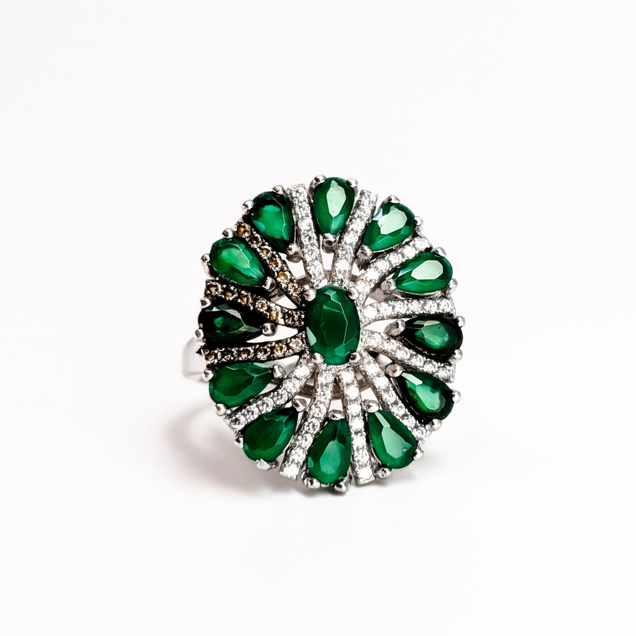 Sterling Silver Green & White Stone Cluster Ring Size R 925 #69332