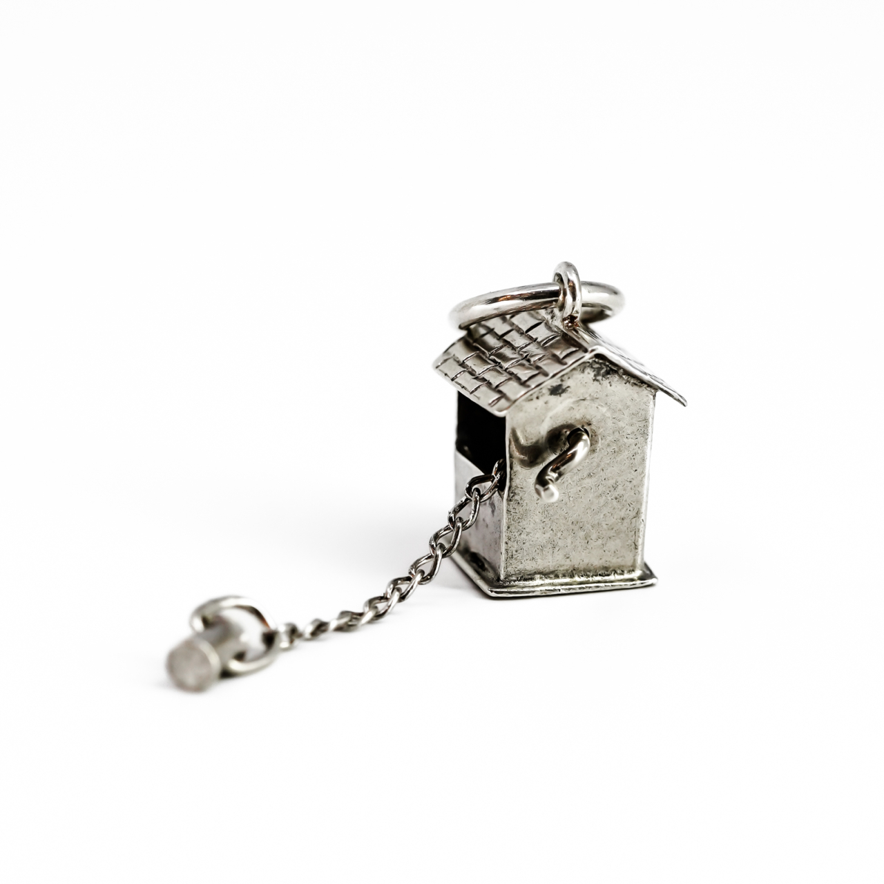 Vintage Sterling Silver 3D Well House & Bucket Charm #68620-6 Vintage Sterling Silver 3D Well House & Bucket Charm #68620-6 - Image 2