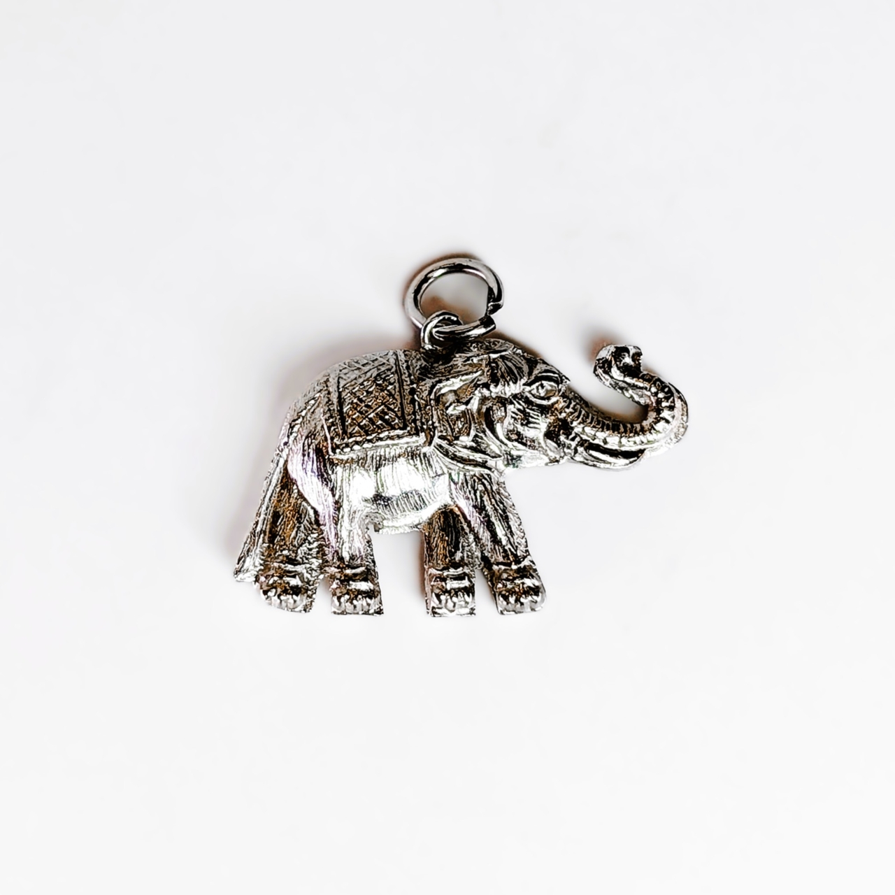 Vintage Sterling Silver Elephant Charm #68620-8