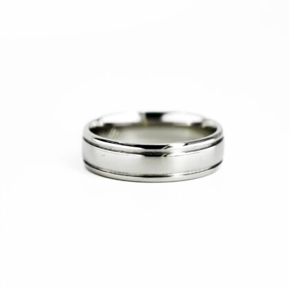 Monty's 9ct White Gold 6mm Band Ring #69575