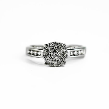 9ct White Gold Diamond Cluster Ring #69566