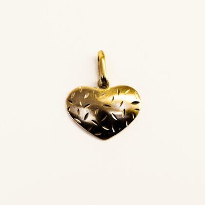 Monty's 9ct Yellow Gold Patterened Heart Pendant #69419