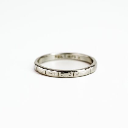 Vintage 18ct White Gold 2.1mm Ring Band Size L #69371