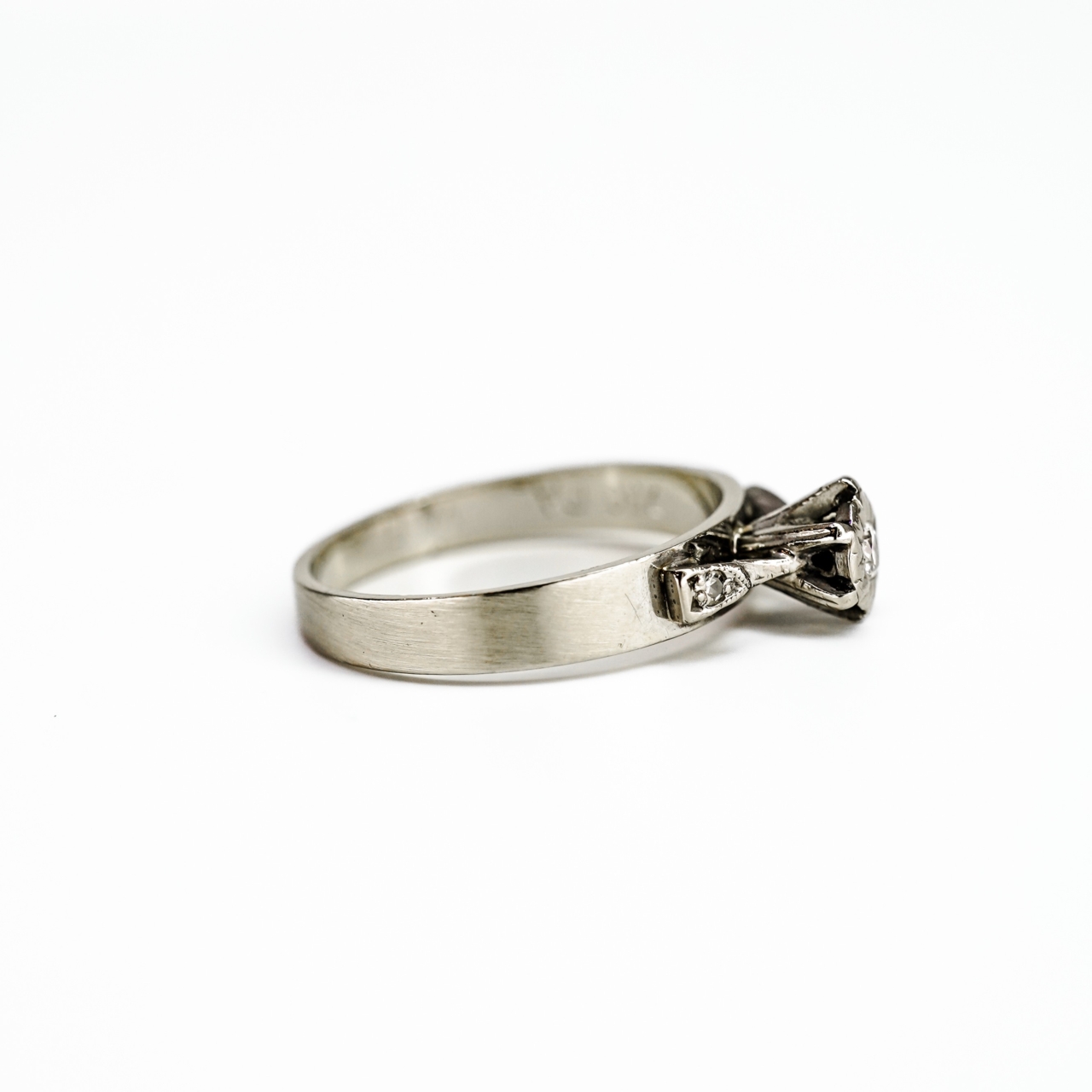 Vintage 18ct White Gold Diamond Ring Size M Hallmarked 750 #1058 - Image 9