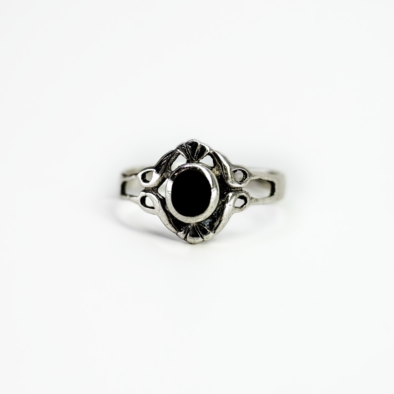 Vintage Sterling Silver Onyx Ring #68029