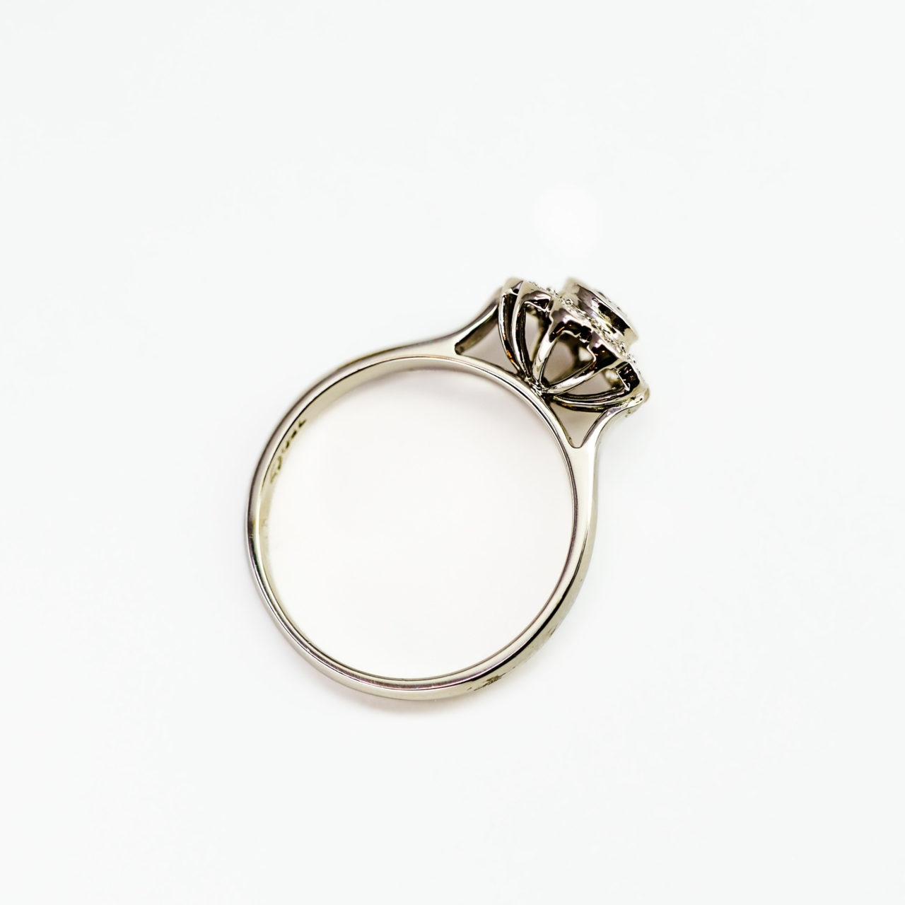 18ct White Gold 0.57ct Diamond Flower Cluster Ring Size O½ #69327 18ct White Gold 0.57ct Diamond Flower Cluster Ring Size O½ #69327 - Image 12