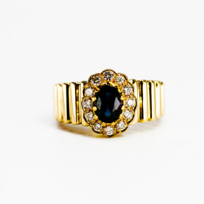 18ct Yellow Gold Sapphire and Diamond Ring Size N Valued $8150 #70023