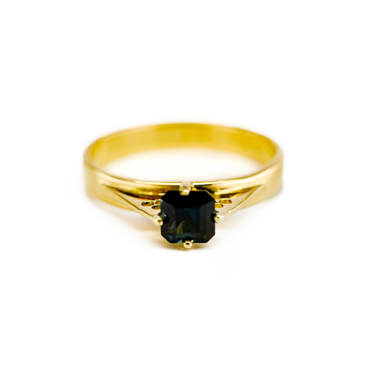 9ct Yellow Gold Natural Sapphire Ring Size M #69287