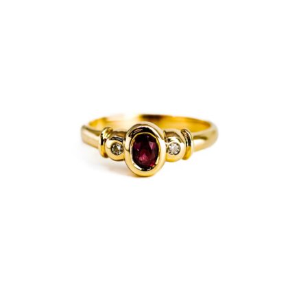Monty's 9ct Yellow Gold Rhodolite Garnet and Diamond Ring Size O #69895