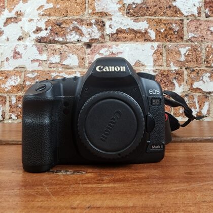 Canon EOS 70D 20.2MP Digital SLR Camera Body Only 23k Shutter #69256