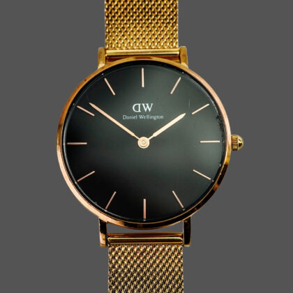 Monty's Daniel Wellington F3201 Gold-Tone Quartz 32mm Watch #69931