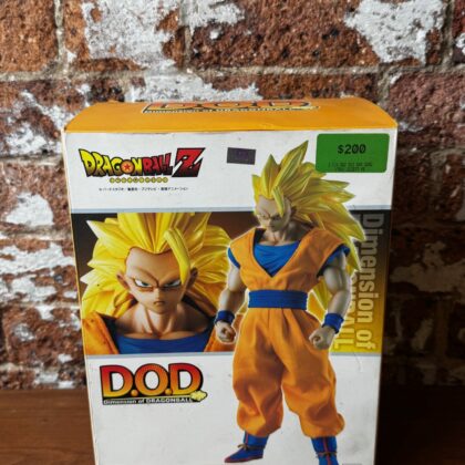 Monty's Megahouse Dimension Of Dragonball D.O.D. Super Saiyan 3 Son Gokou Figure #69694