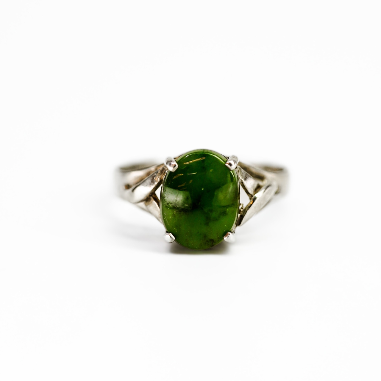 Vintage Sterling Silver Green Stone Ring #69798