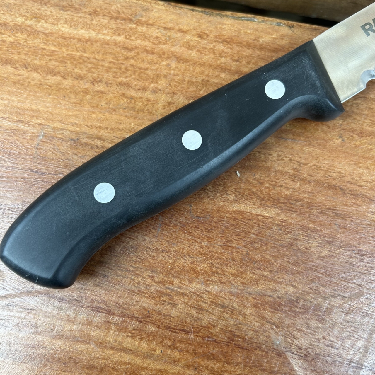 F. Dick Superior 28cm Serrated Slicer Knife 8103428 – German Made – New #68467-5 F. Dick Superior 28cm Serrated Slicer Knife 8103428 – German Made – New #68467-5 - Image 7