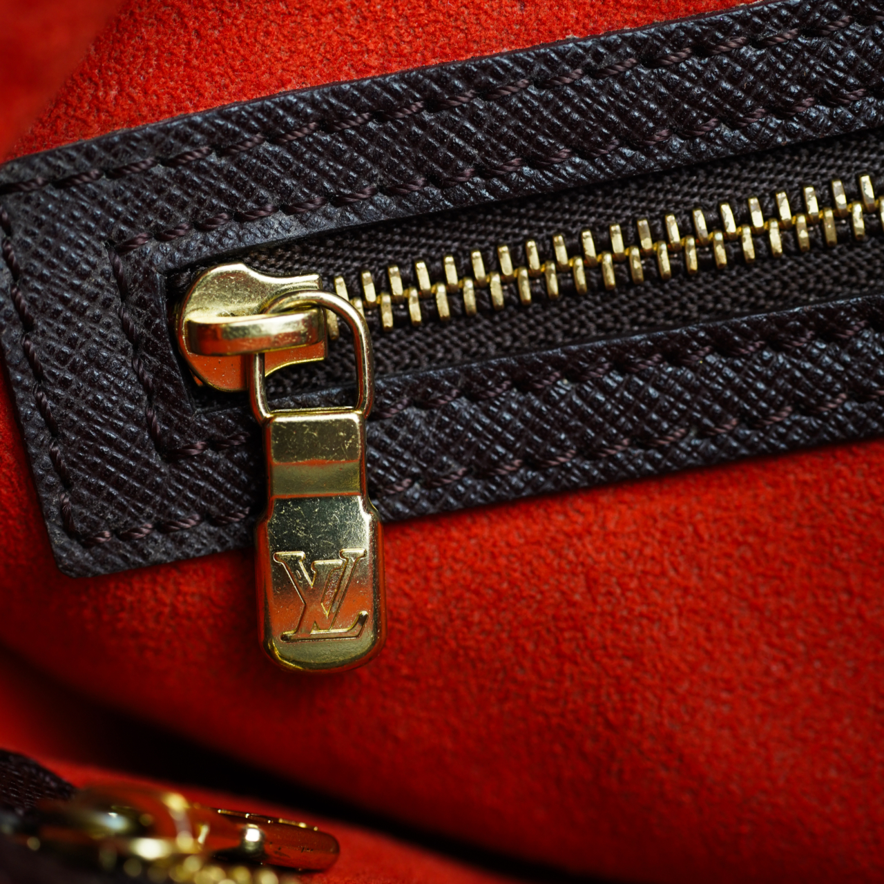Louis Vuitton Marais Bucket Bag | Damier Ebene Canvas | AR0988 | 23 x 25 x 16cm #70402 Louis Vuitton Marais Bucket Bag | Damier Ebene Canvas | AR0988 | 23 x 25 x 16cm #70402 - Image 6