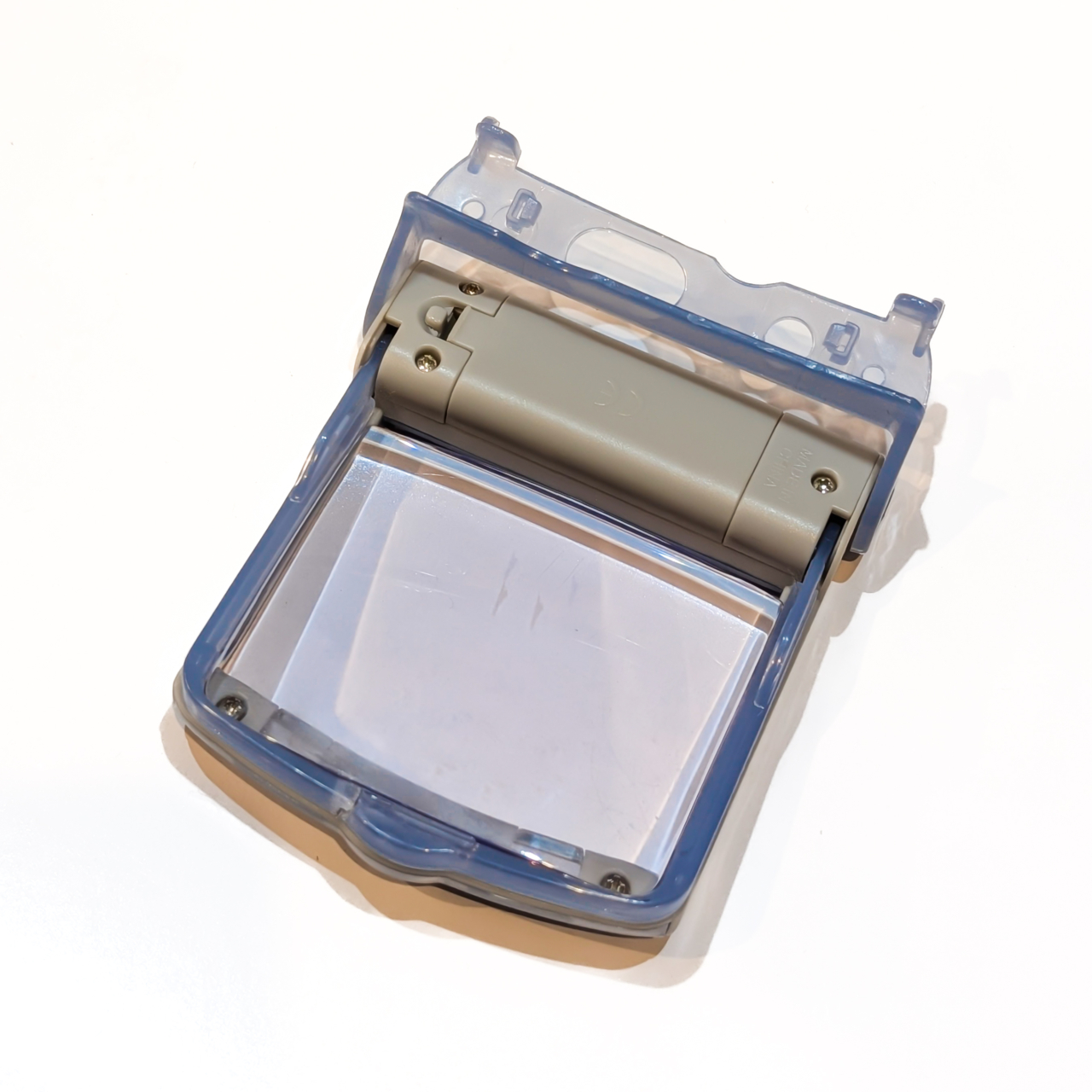 Mad Catz Game Boy Advance Screen Magnifier & Light Accessory Grey #70285-1 Mad Catz Game Boy Advance Screen Magnifier & Light Accessory Grey #70285-1 - Image 3