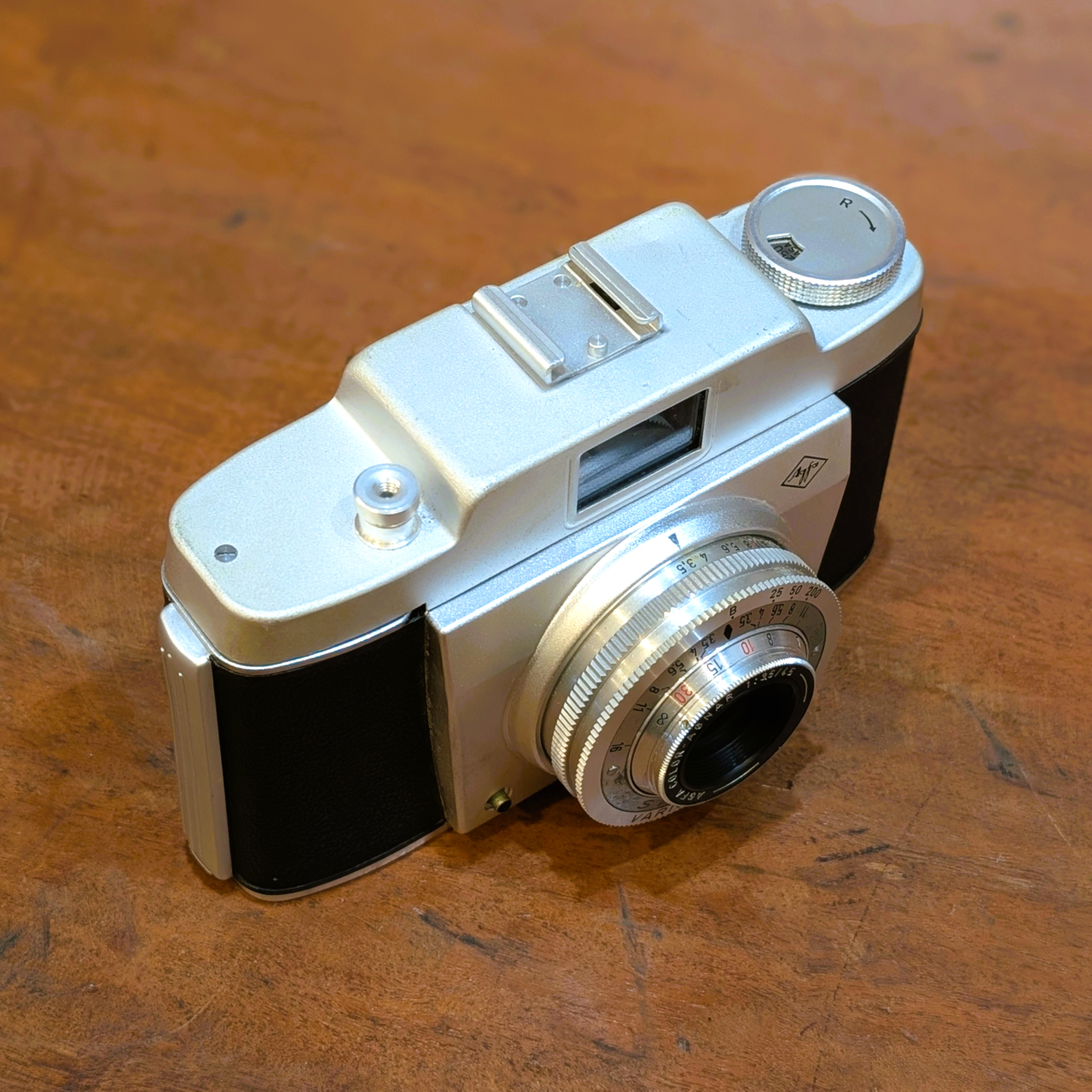 Vintage Agfa Silette Vario 35mm Viewfinder Camera with Color-Agnar f/3.5 45mm Lens & Case #58551 - Image 3