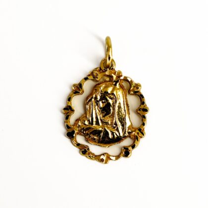 18ct Yellow Gold Madonna Pendant | Open Filigree Frame | 16.5 x 15mm | 1.7g #70260