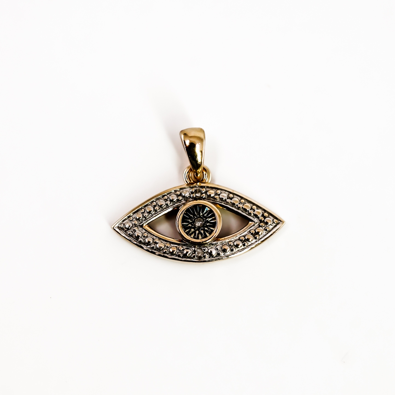 9ct Yellow Gold Diamond Evil Eye Pendant | 18mm | 1g | Hallmarked 9ct #70247 9ct Yellow Gold Diamond Evil Eye Pendant | 18mm | 1g | Hallmarked 9ct #70247 - Image 2