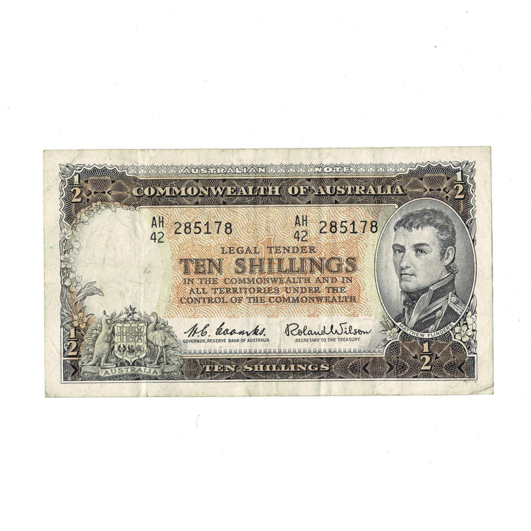 Australia ten shillings banknote 1960s Matthew Flinders Coombs/Wilson R33 pre-decimal currency #69833-3 Australia ten shillings banknote 1960s Matthew Flinders Coombs/Wilson R33 pre-decimal currency #69833-3