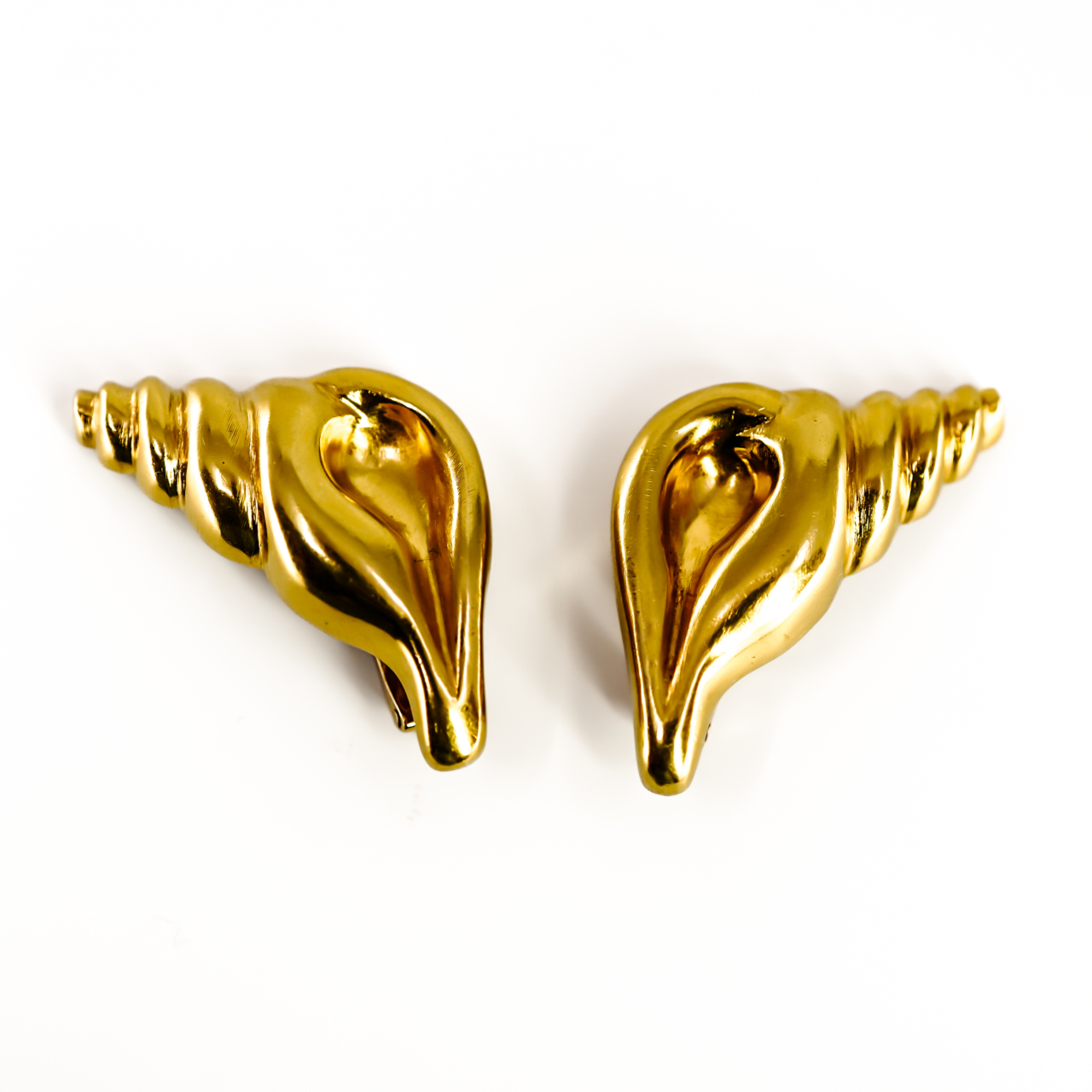 Ilias Lalaounis 18ct Gold Seashell Earrings | Yellow Gold | Hallmarked Greece 750 | c.1979 | 27.4g #70174 Ilias Lalaounis 18ct Gold Seashell Earrings | Yellow Gold | Hallmarked Greece 750 | c.1979 | 27.4g #70174 - Image 3