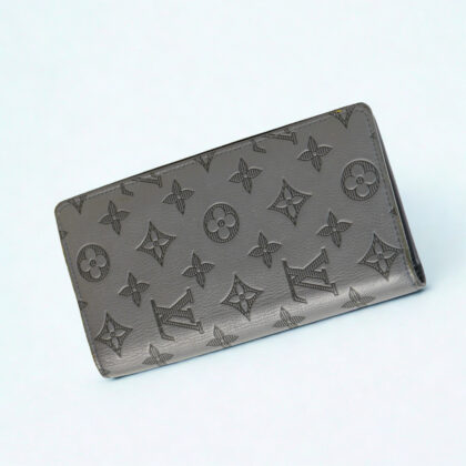 Louis Vuitton Portefeuille Brazza Long Wallet | Monogram Shadow | Grey #70415